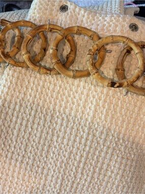 100% Cotton Shower Curtain with Bamboo curtain rings